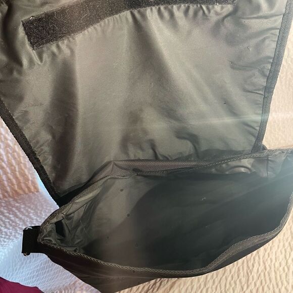 Calvin Klein computer bag (ID#73) - Picture 4 of 6